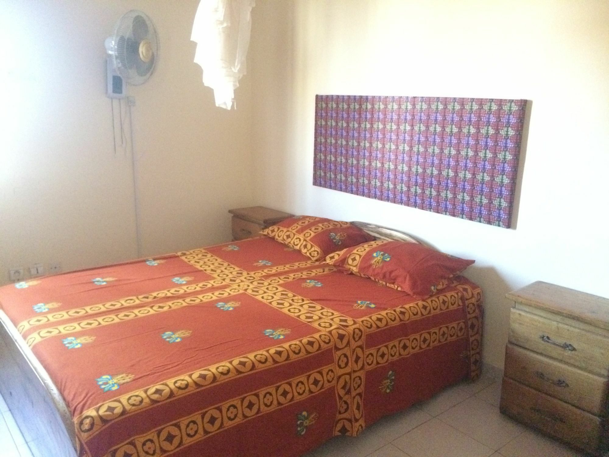 Ker Jahkarlo Hotel Yof Luaran gambar